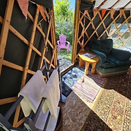 Granville House Glamping Kemping