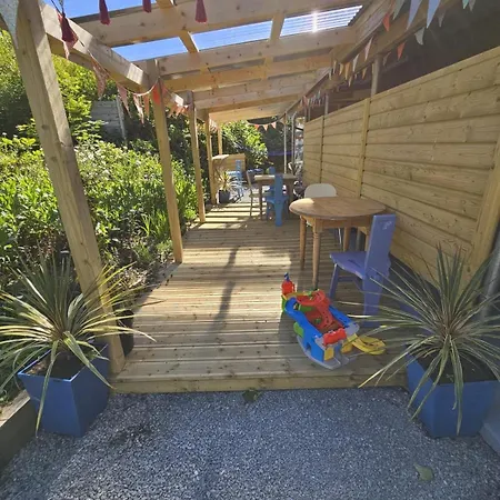 Campsite Granville House Glamping