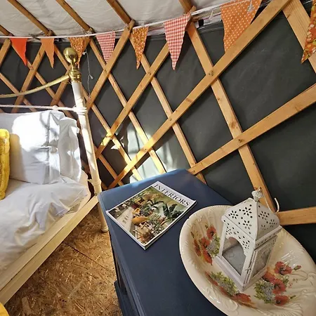 Campsite Granville House Glamping Ballyferriter