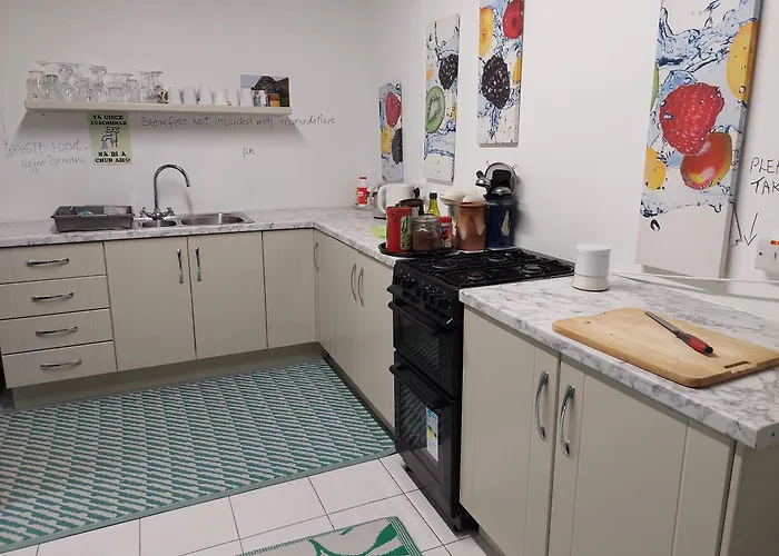 Kemp Granville House Glamping *